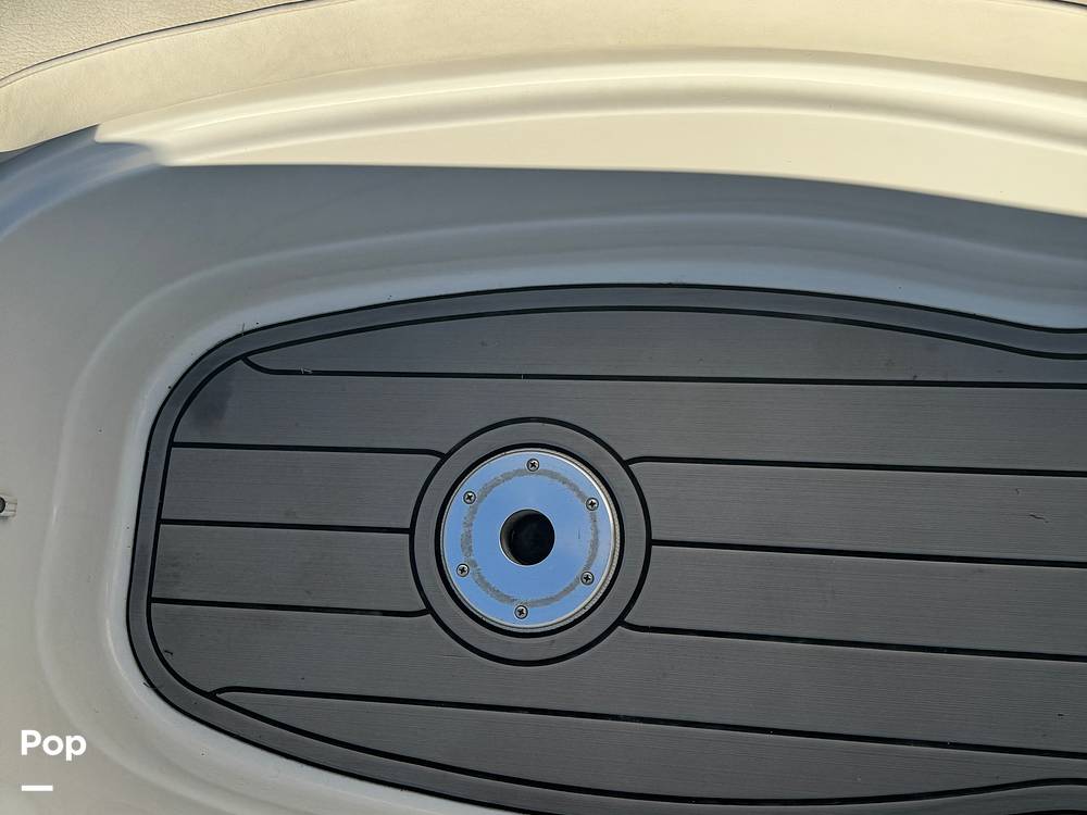 Slide: The Image of Crownline Boats 220 EX 2005 - 13608174