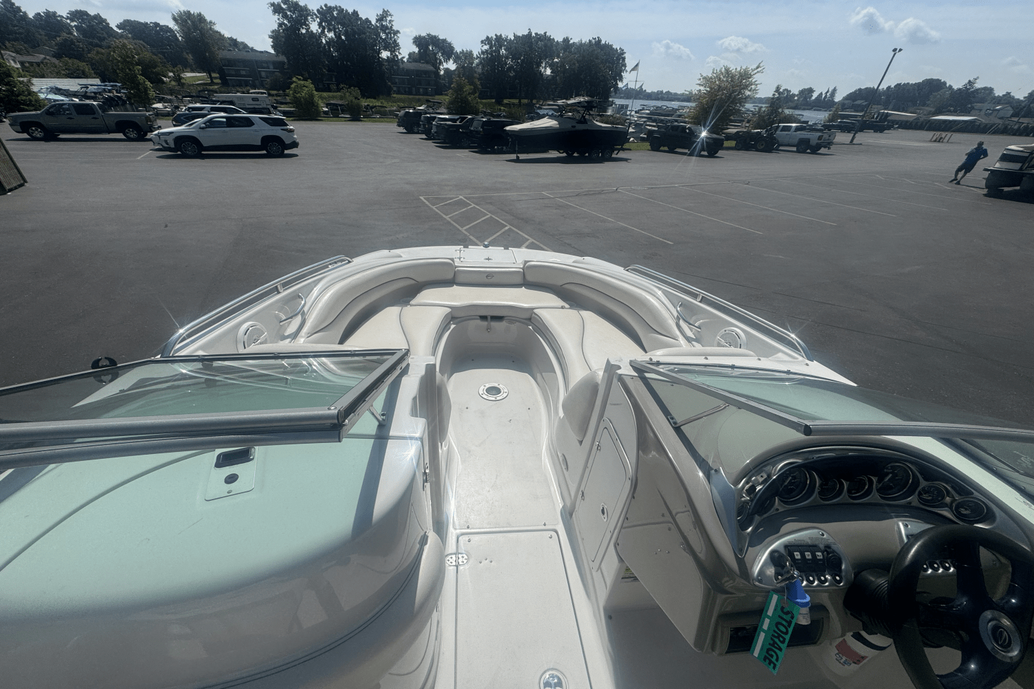 Slide: The Image of Crownline Boats 220 EX 2005 - 7