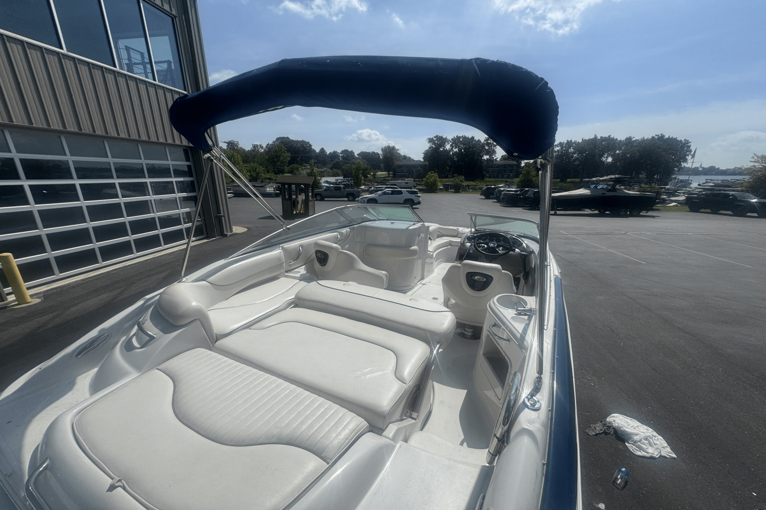 Slide: The Image of Crownline Boats 220 EX 2005 - 8