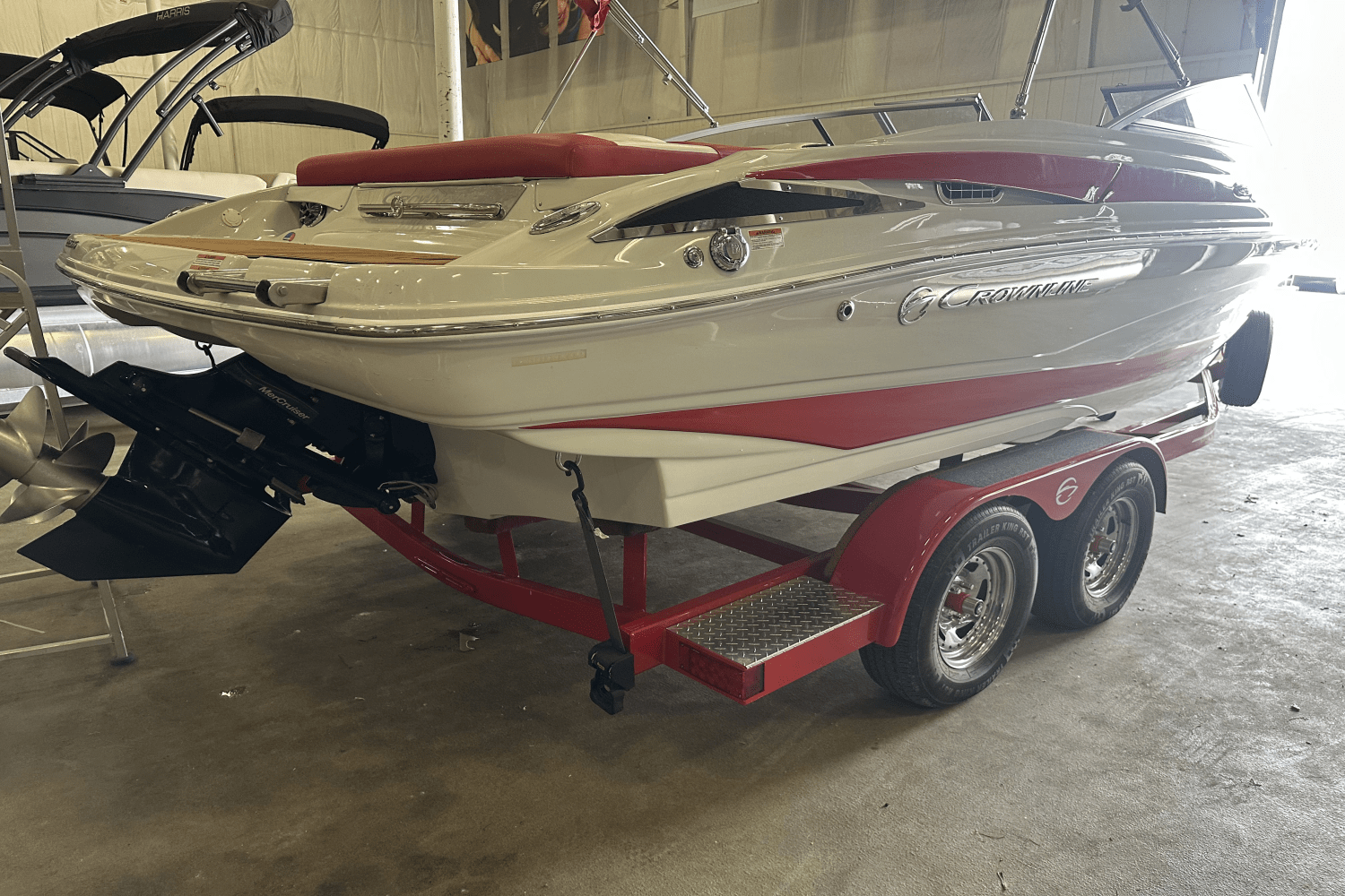 Slide: The Image of Crownline Boats 225 SS 2019 - 4