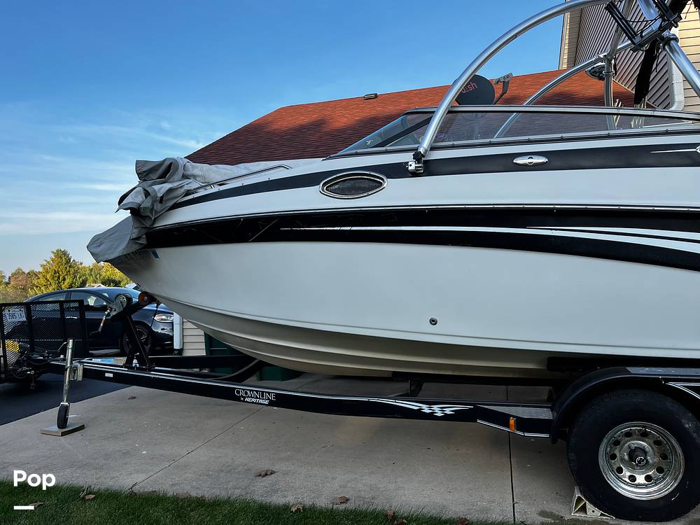 Slide: The Image of Crownline Boats 230 BR 2003 - 13242247