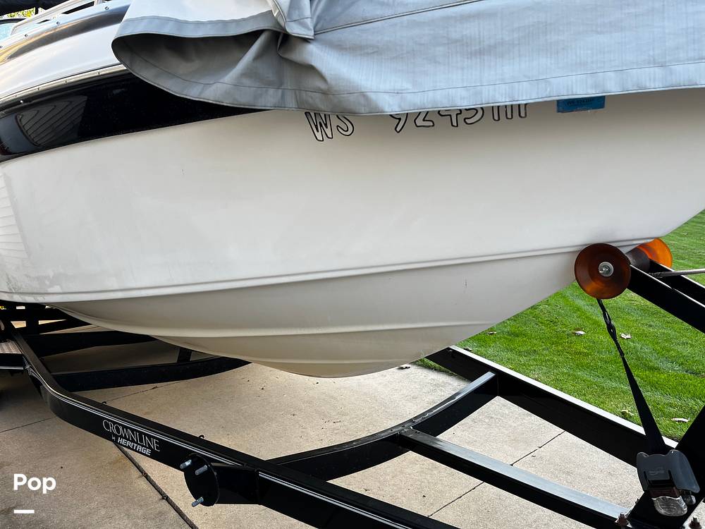 Slide: The Image of Crownline Boats 230 BR 2003 - 13242252