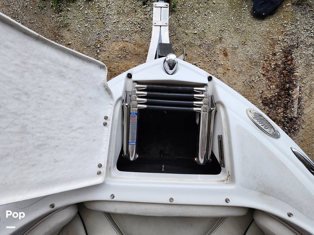 Slide: The Image of Crownline Boats 230 LS 2006 - 13804571