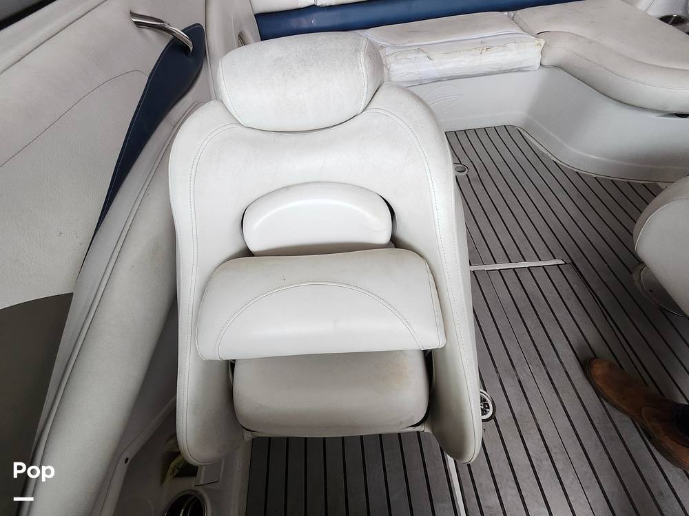 Slide: The Image of Crownline Boats 230 LS 2006 - 13804583