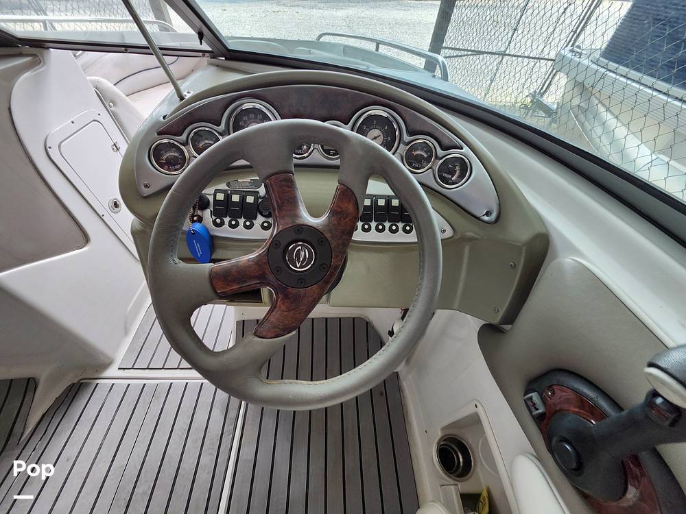 Slide: The Image of Crownline Boats 230 LS 2006 - 13804585
