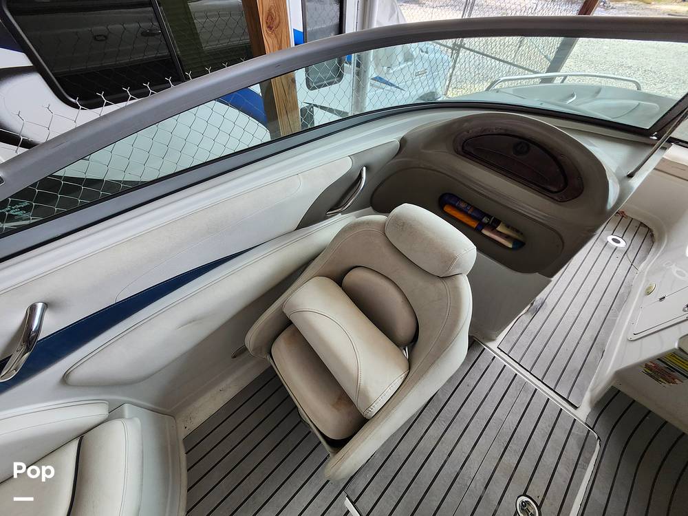 Slide: The Image of Crownline Boats 230 LS 2006 - 13804589