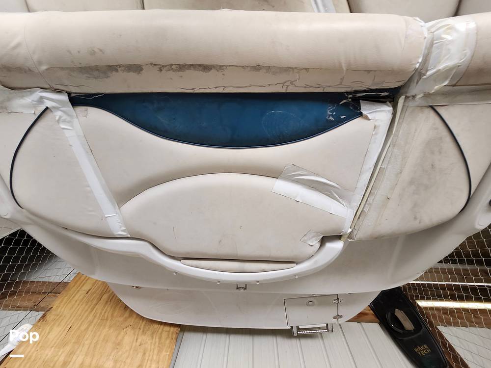 Slide: The Image of Crownline Boats 230 LS 2006 - 13804676