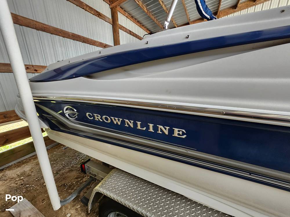 Slide: The Image of Crownline Boats 230 LS 2006 - 13804703
