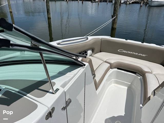 Slide: The Image of Crownline Boats 235 2023 - 14141016