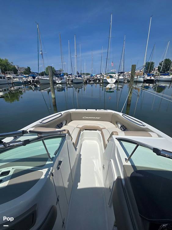 Slide: The Image of Crownline Boats 235 2023 - 15683451