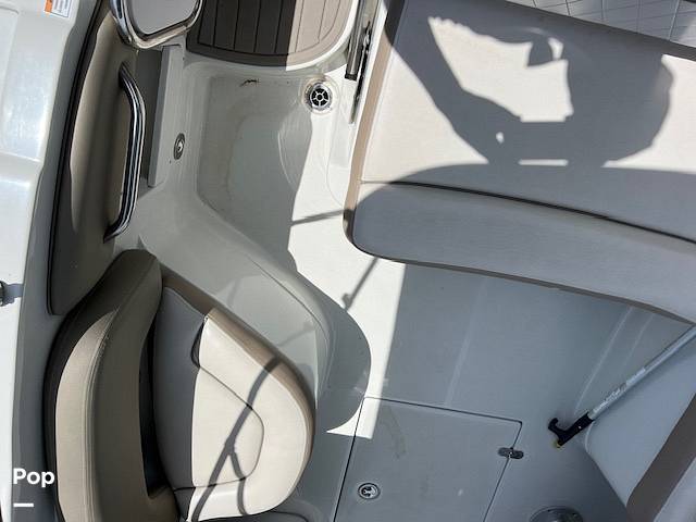 Slide: The Image of Crownline Boats 235 2023 - 14140996