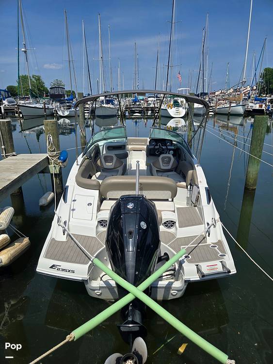 Slide: The Image of Crownline Boats 235 2023 - 15683453