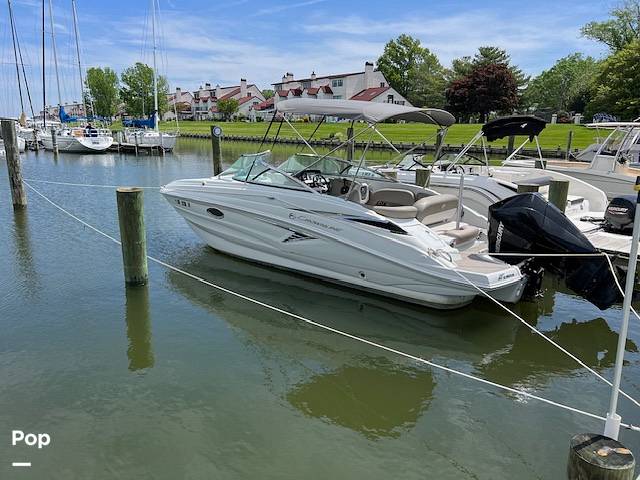 Slide: The Image of Crownline Boats 235 2023 - 14140988