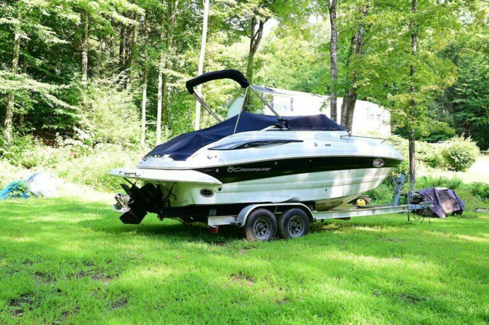 Slide: The Image of Crownline Boats 236 CR 2015 - 5214296