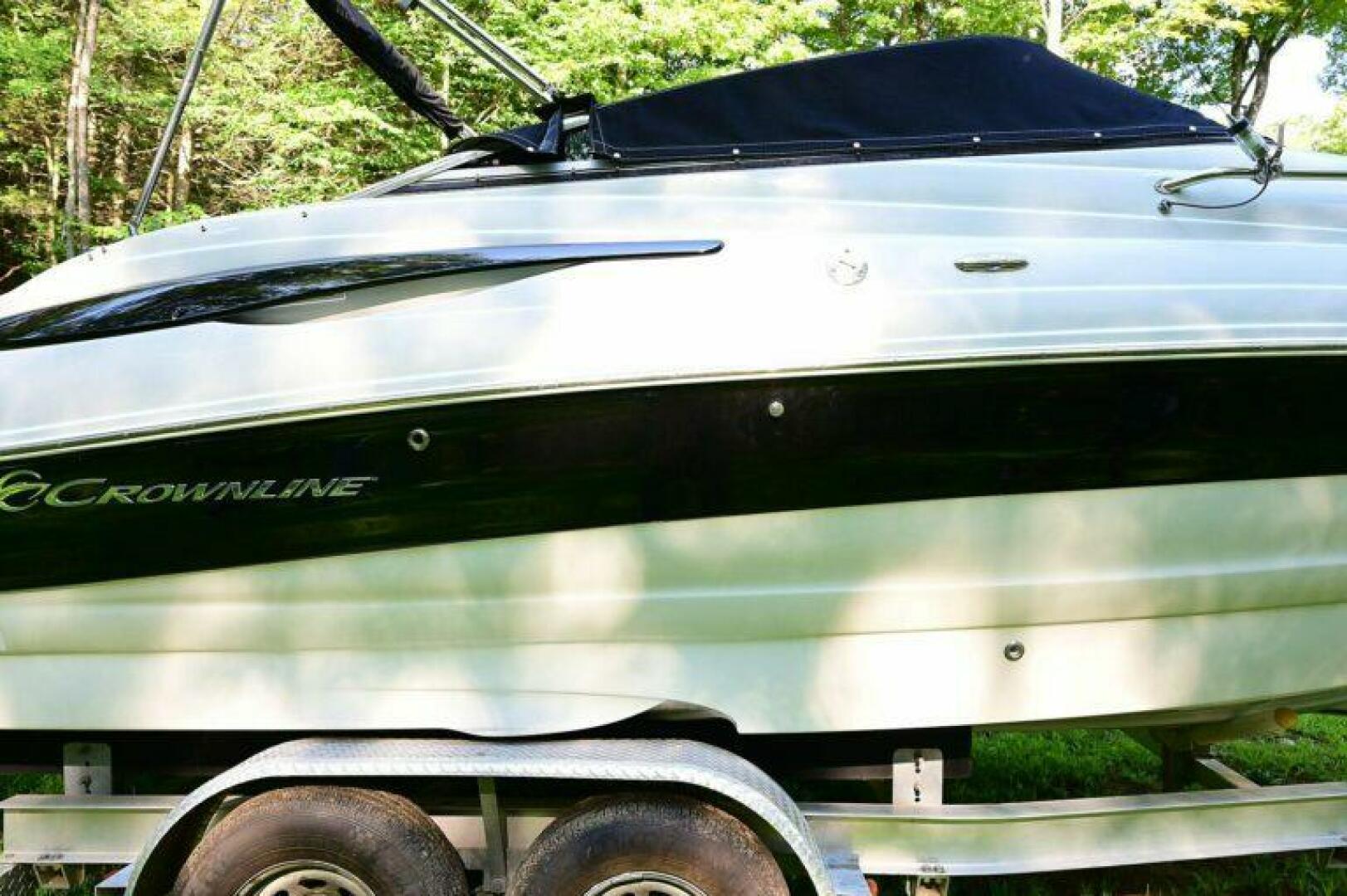 Slide: The Image of Crownline Boats 236 CR 2015 - 5214268