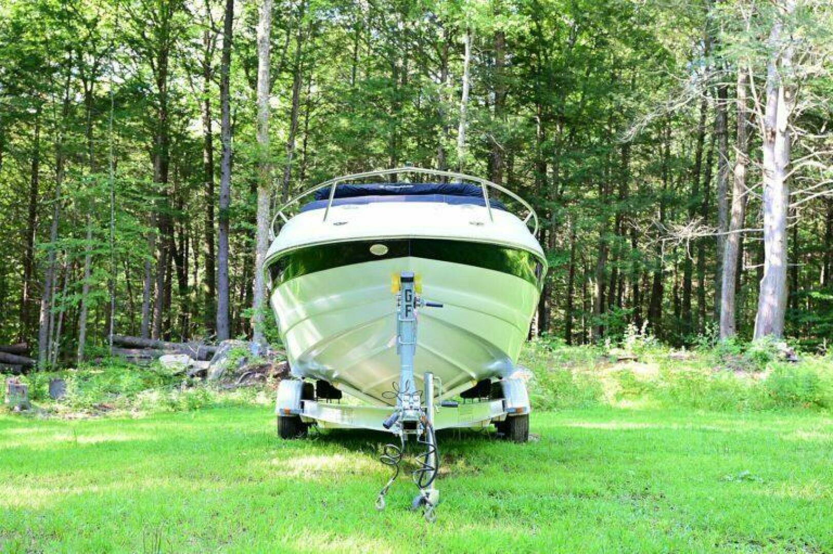 Slide: The Image of Crownline Boats 236 CR 2015 - 5214273