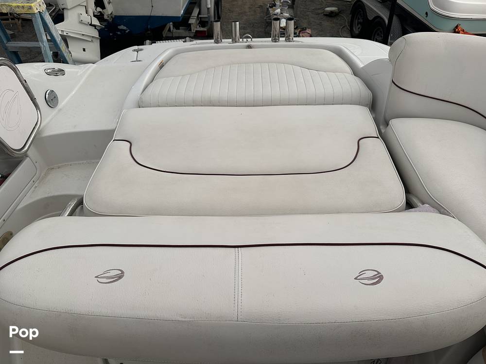 Slide: The Image of Crownline Boats 240 EX 2005 - 15085219