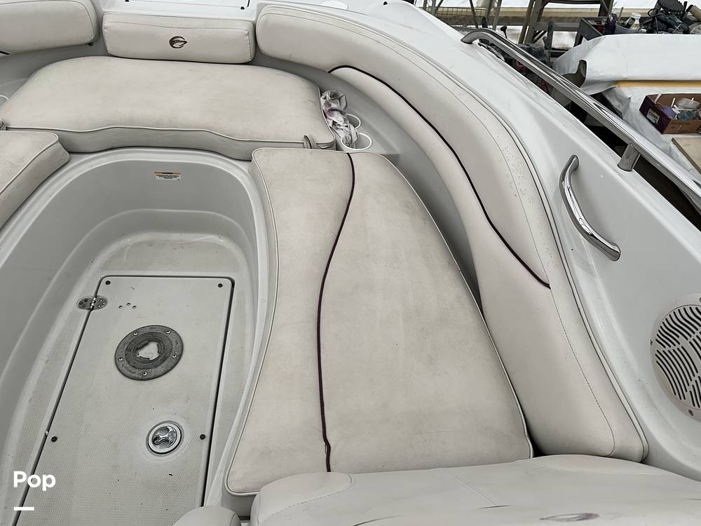 Slide: The Image of Crownline Boats 240 EX 2005 - 15085250