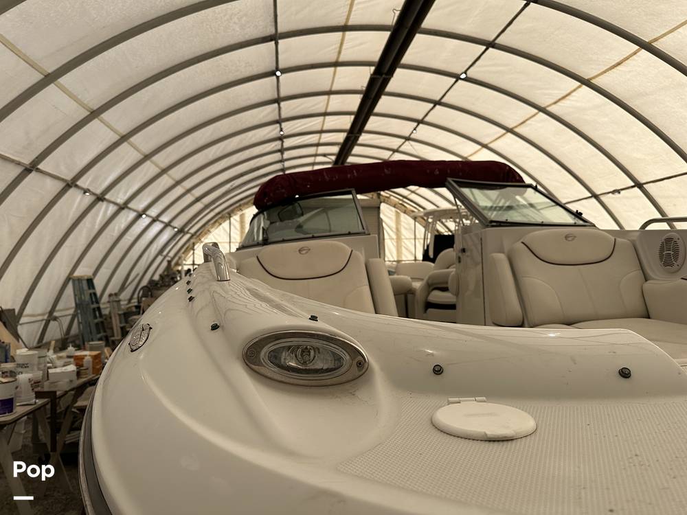 Slide: The Image of Crownline Boats 240 EX 2005 - 15085276