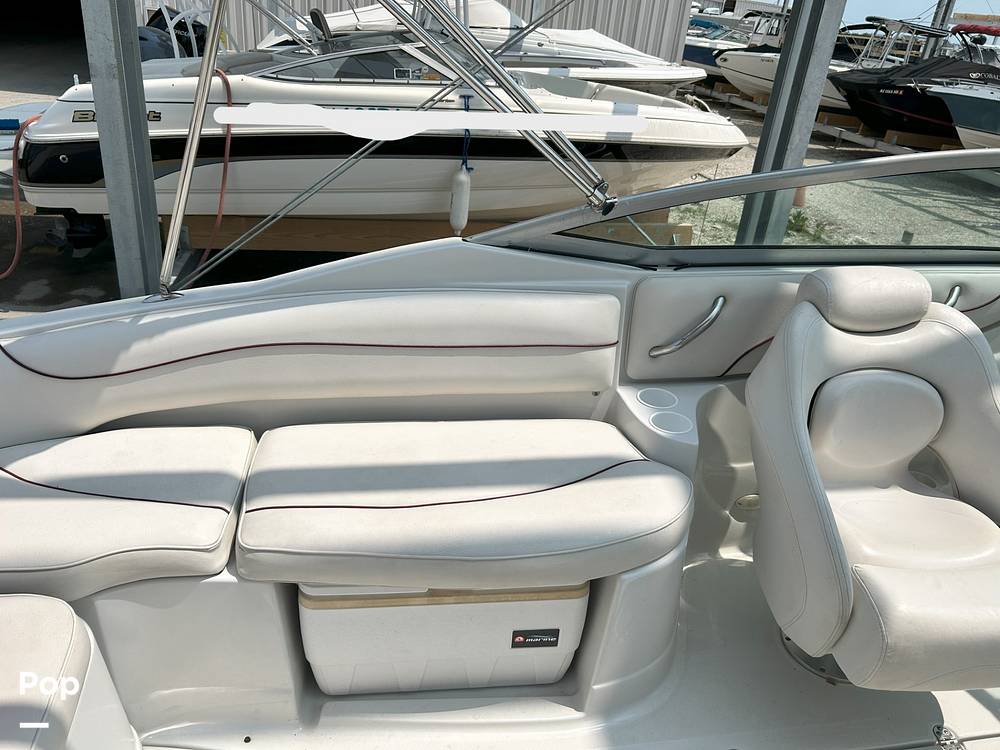 Slide: The Image of Crownline Boats 240 EX 2005 - 15641325