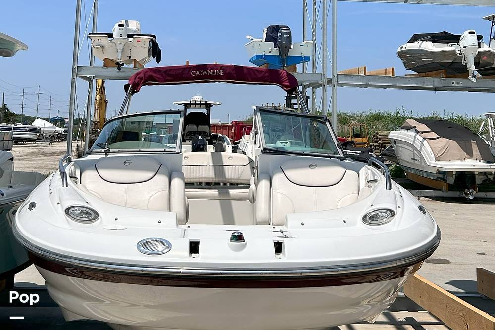 Slide: The Image of Crownline Boats 240 EX 2005 - 15641326