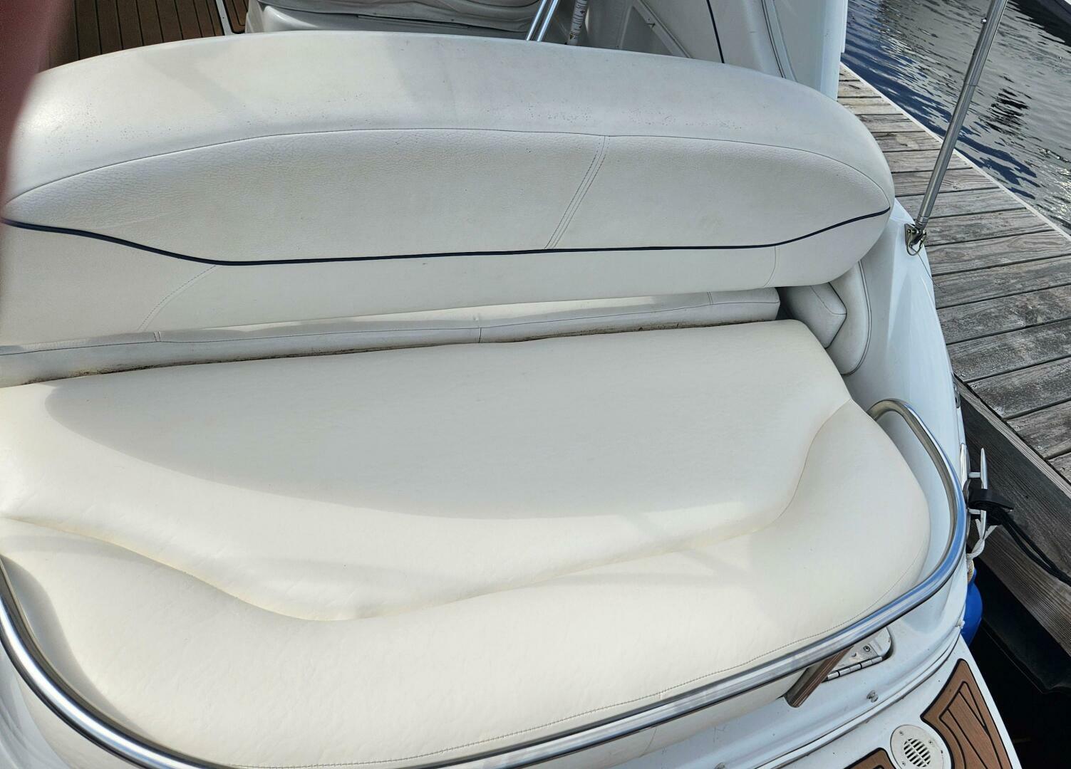 Slide: The Image of Crownline Boats 250 CR 2005 - 4532340