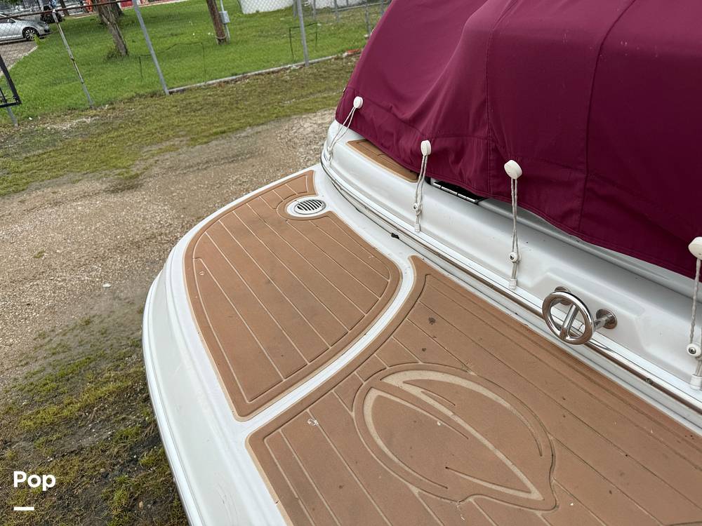 Slide: The Image of Crownline Boats 250 CR 2006 - 15426860