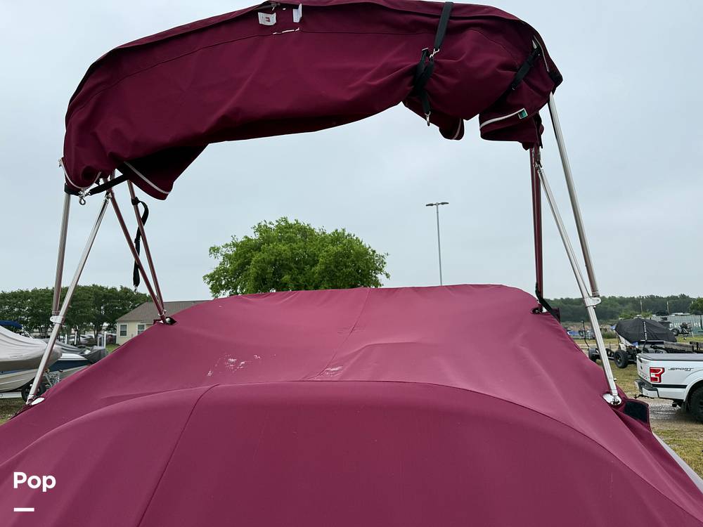 Slide: The Image of Crownline Boats 250 CR 2006 - 15426863