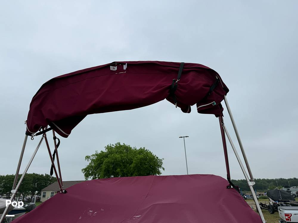 Slide: The Image of Crownline Boats 250 CR 2006 - 15426864