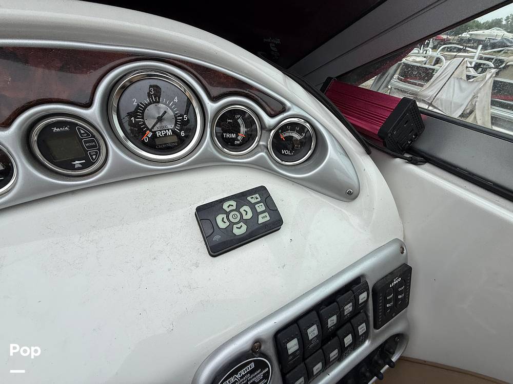 Slide: The Image of Crownline Boats 250 CR 2006 - 15426890