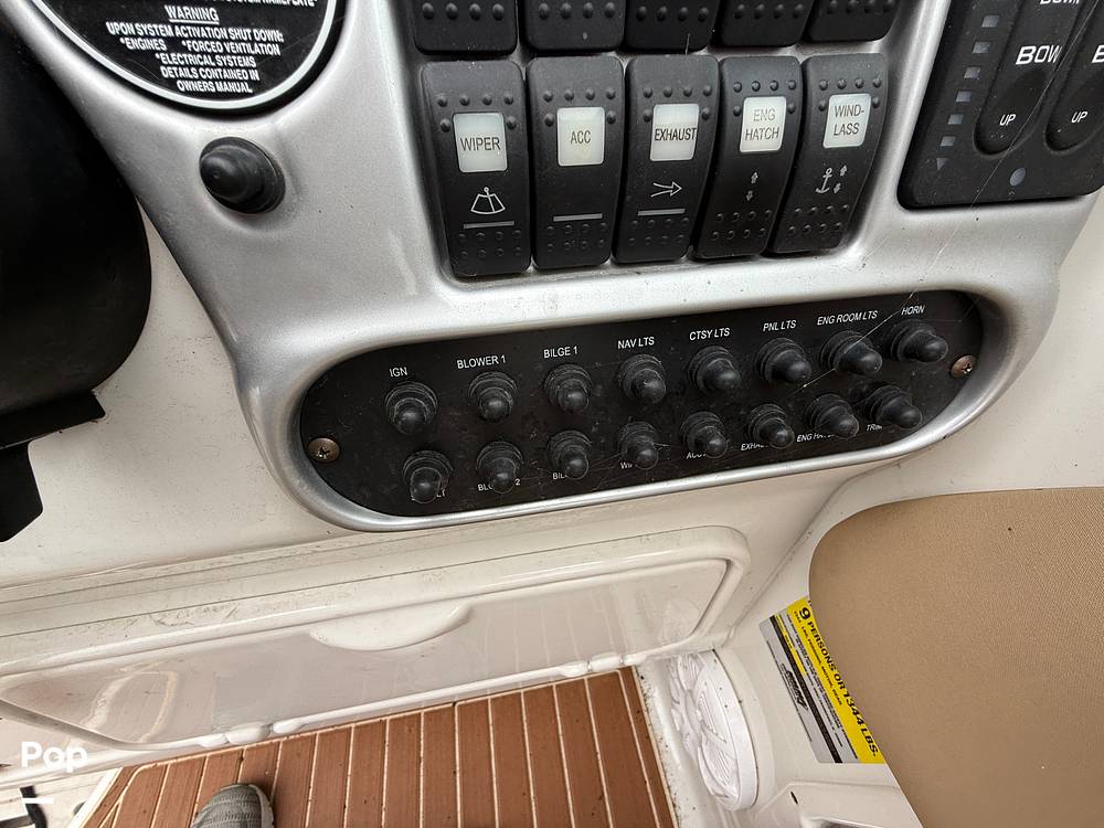 Slide: The Image of Crownline Boats 250 CR 2006 - 15426892