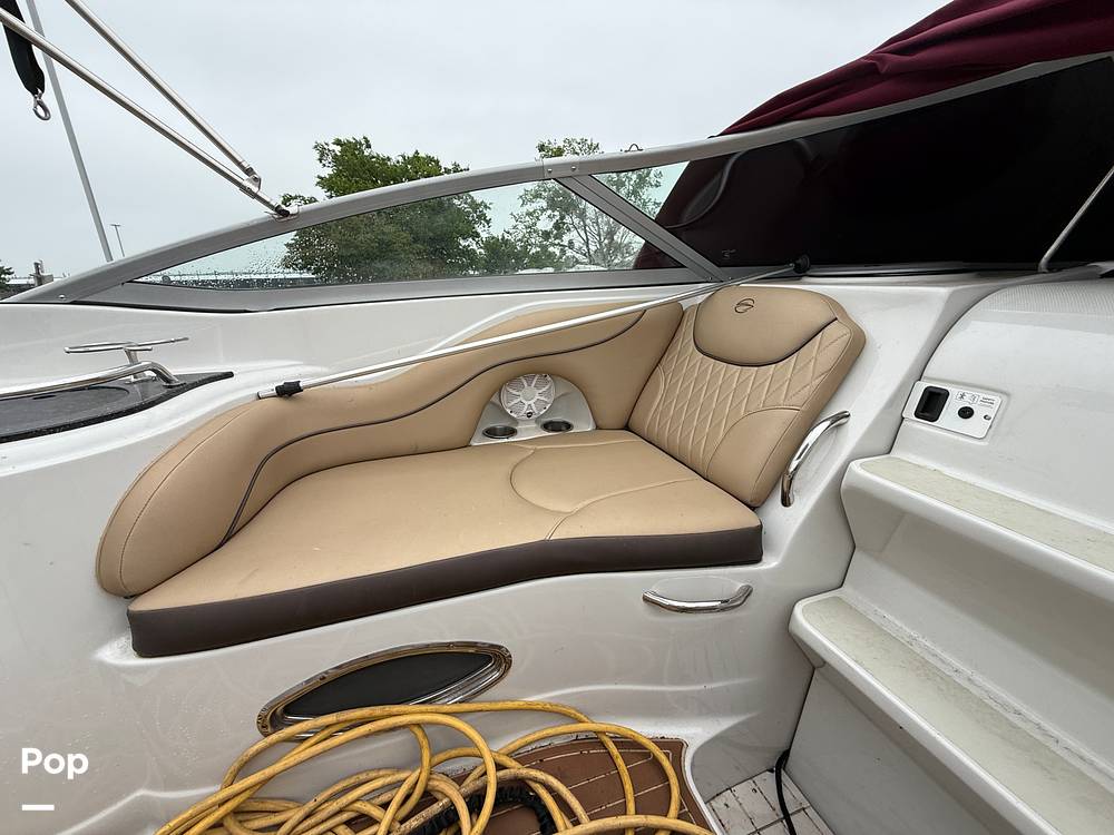 Slide: The Image of Crownline Boats 250 CR 2006 - 15426898