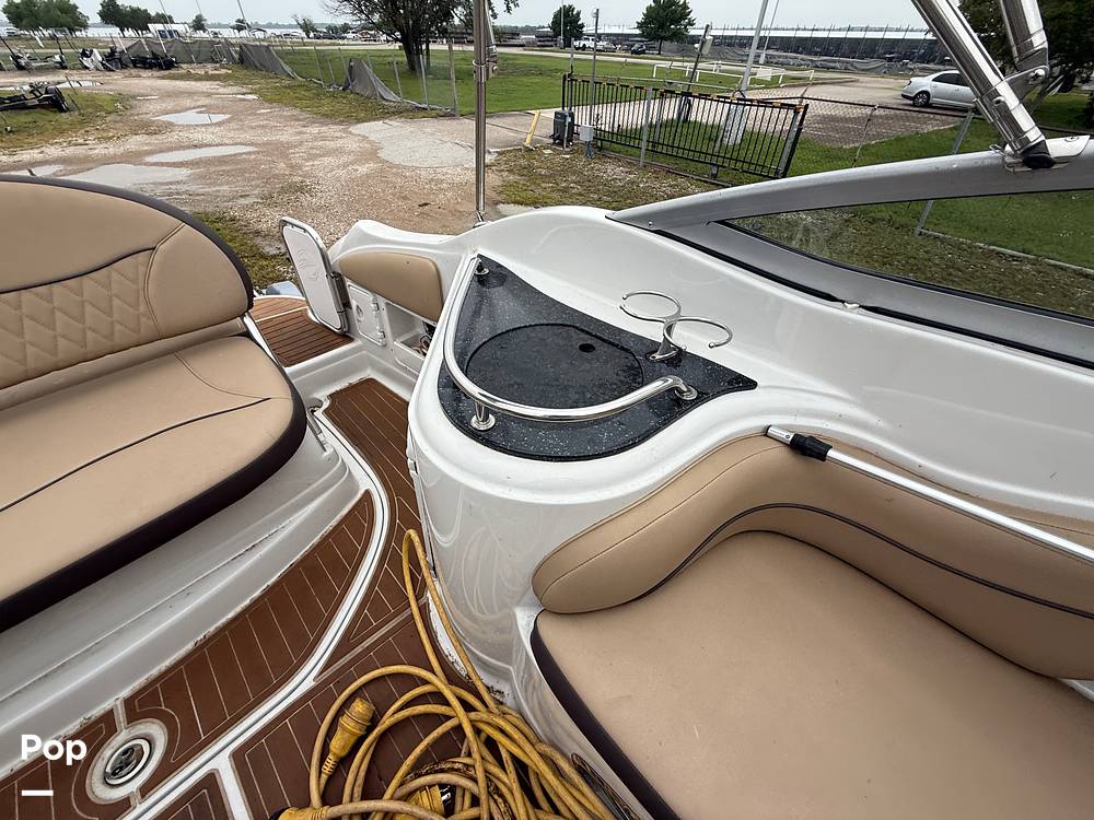 Slide: The Image of Crownline Boats 250 CR 2006 - 15426902