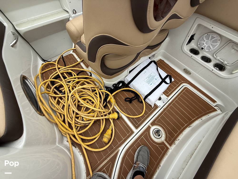 Slide: The Image of Crownline Boats 250 CR 2006 - 15426905