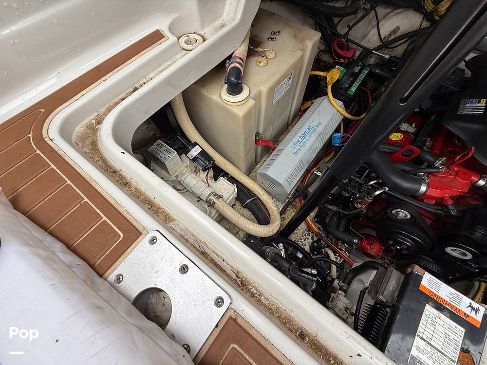 Slide: The Image of Crownline Boats 250 CR 2006 - 15426909