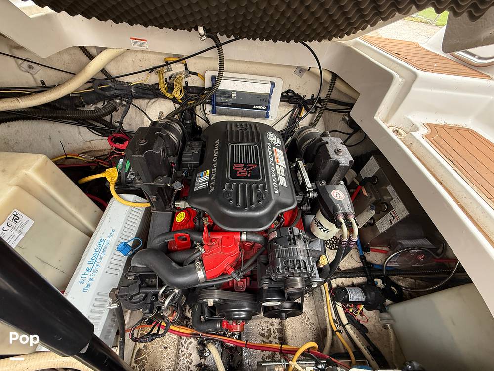 Slide: The Image of Crownline Boats 250 CR 2006 - 15426910