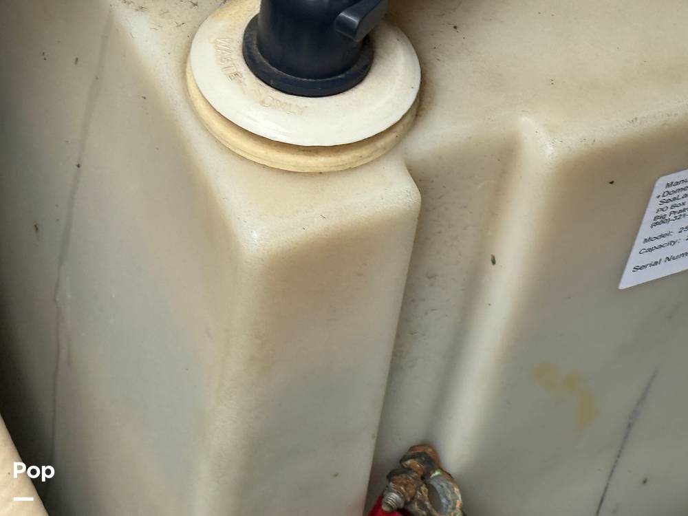 Slide: The Image of Crownline Boats 250 CR 2006 - 15426916