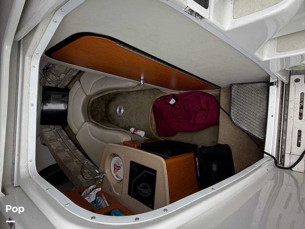 Slide: The Image of Crownline Boats 250 CR 2006 - 15426925