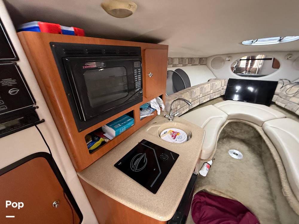 Slide: The Image of Crownline Boats 250 CR 2006 - 15426928