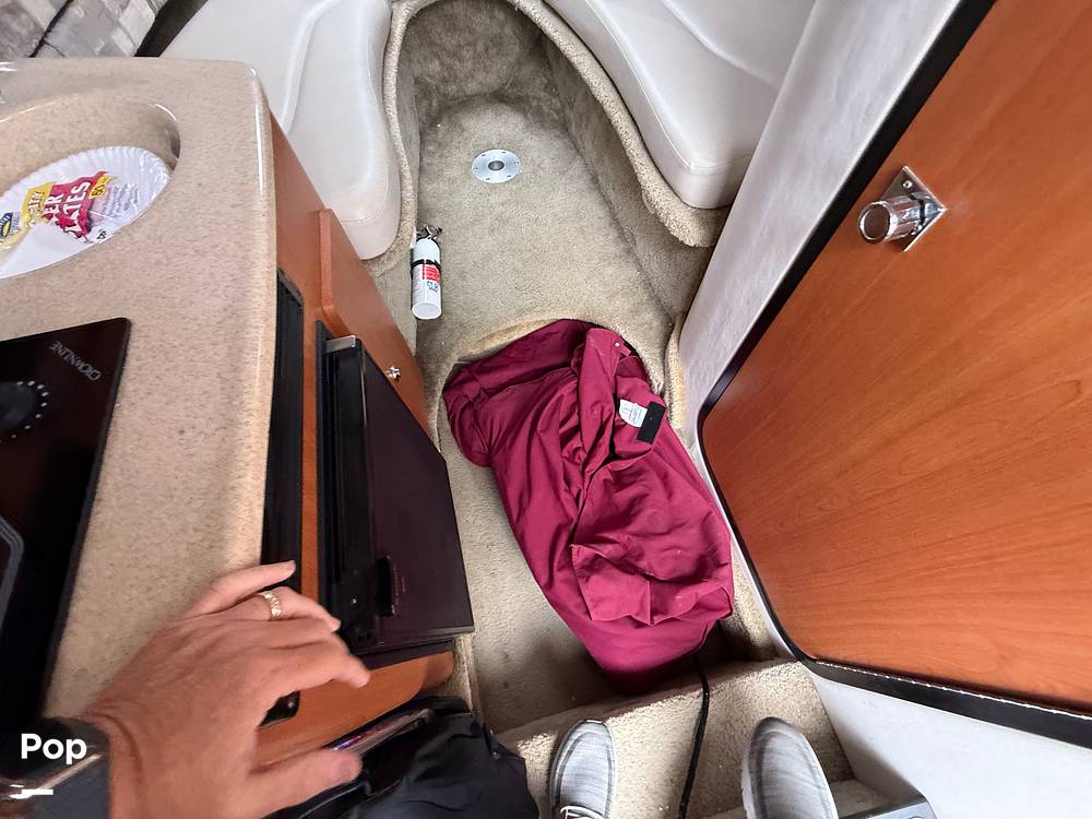 Slide: The Image of Crownline Boats 250 CR 2006 - 15426929