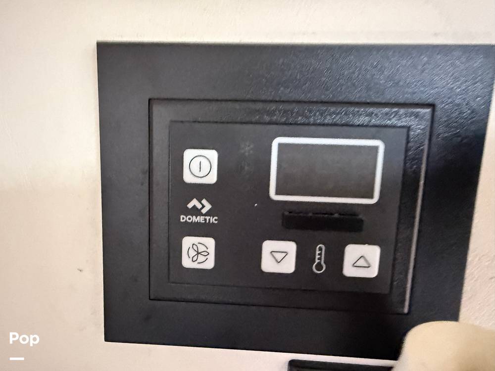 Slide: The Image of Crownline Boats 250 CR 2006 - 15426939