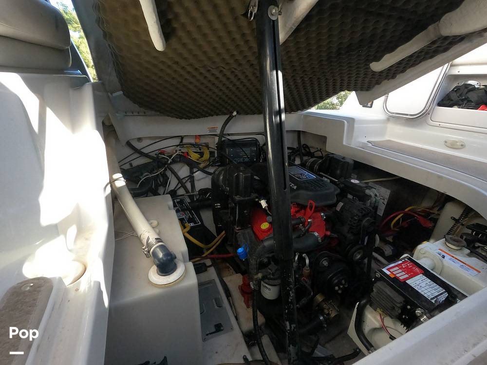 Slide: The Image of Crownline Boats 250 CR 2006 - 13349789