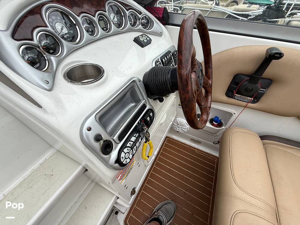 Slide: The Image of Crownline Boats 250 CR 2006 - 15426887