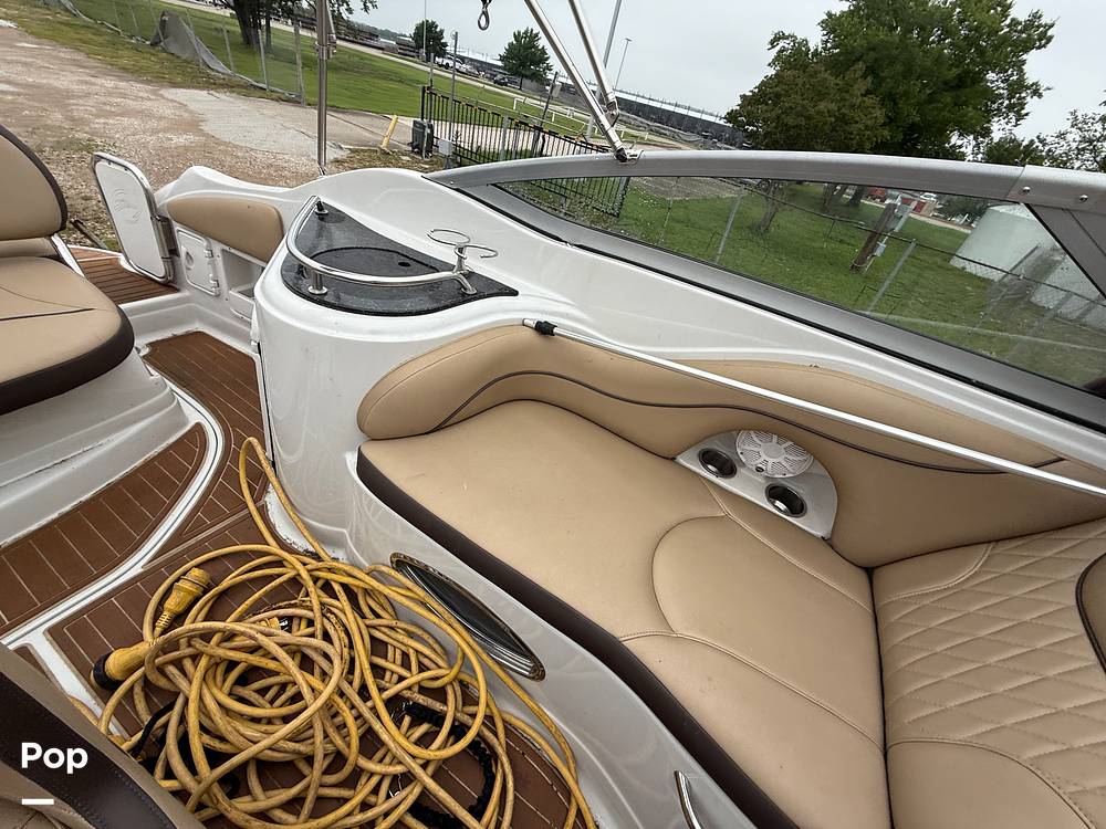 Slide: The Image of Crownline Boats 250 CR 2006 - 15426885