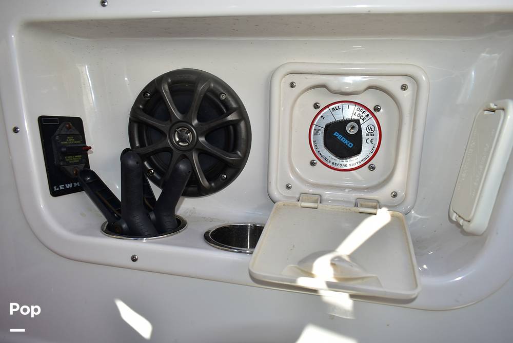 Slide: The Image of Crownline Boats 250 CR 2006 - 13349816