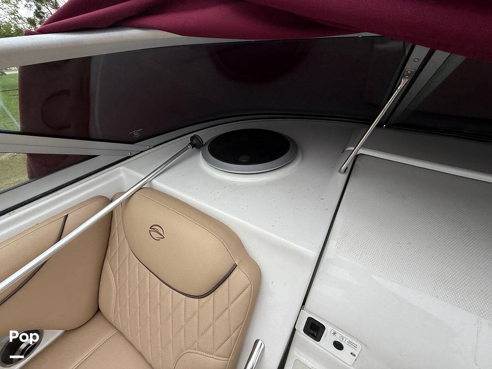 Slide: The Image of Crownline Boats 250 CR 2006 - 15426900