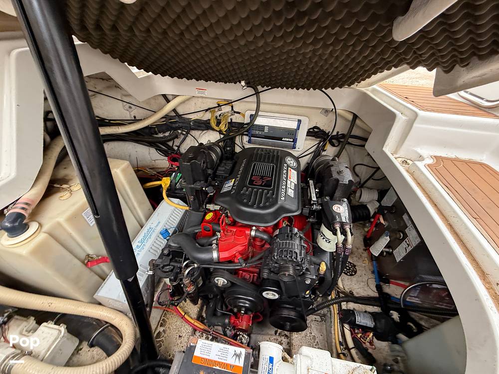 Slide: The Image of Crownline Boats 250 CR 2006 - 15426922