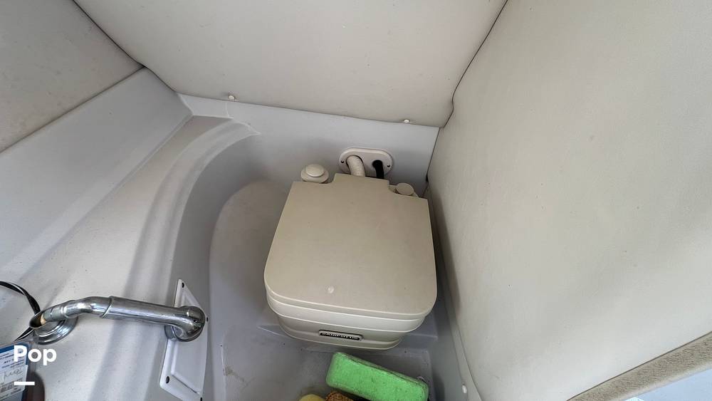 Slide: The Image of Crownline Boats 252 EX 2007 - 15141213