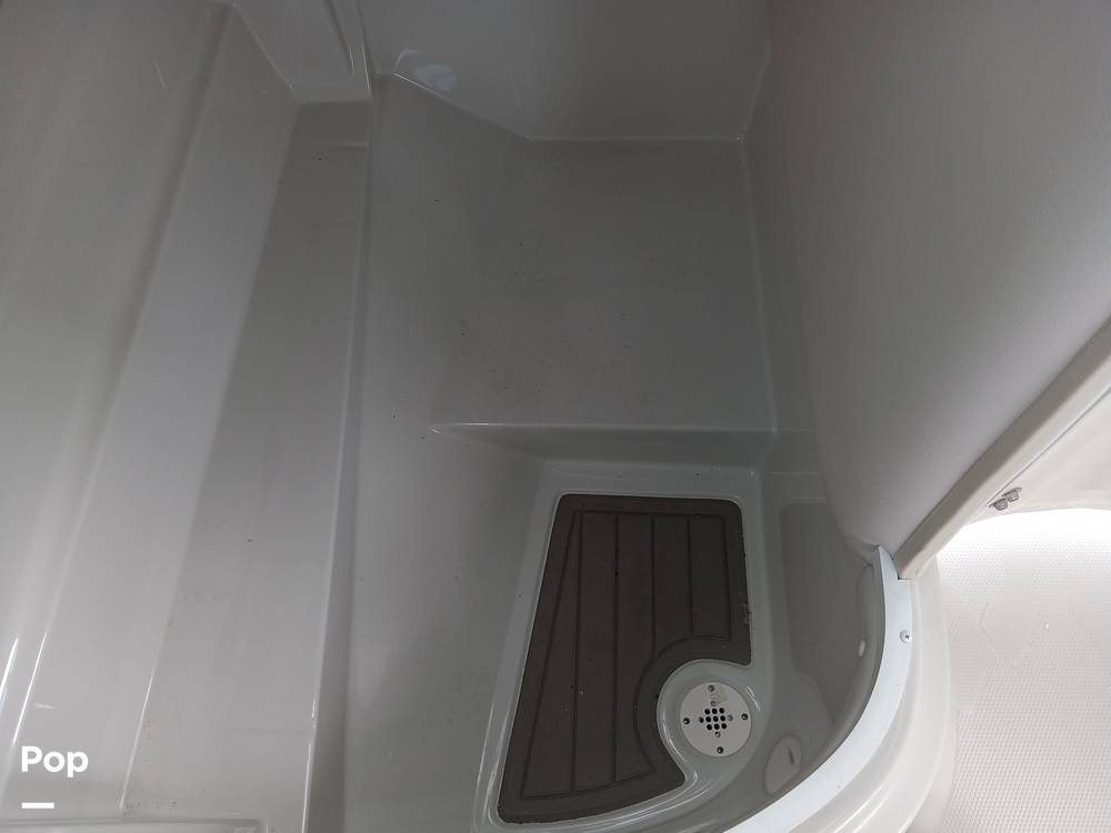 Slide: The Image of Crownline Boats 260XSS 2022 - 14559284