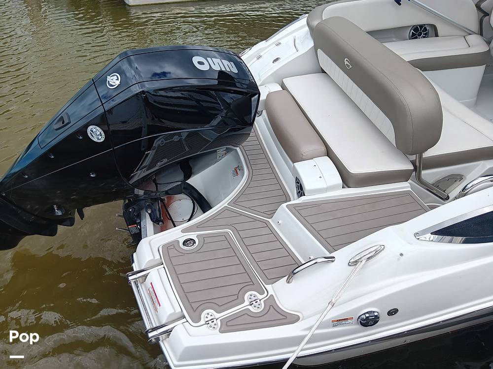 Slide: The Image of Crownline Boats 260XSS 2022 - 14559261